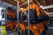 服装仓库如何除湿？仓库除湿机轻松应对潮湿问题